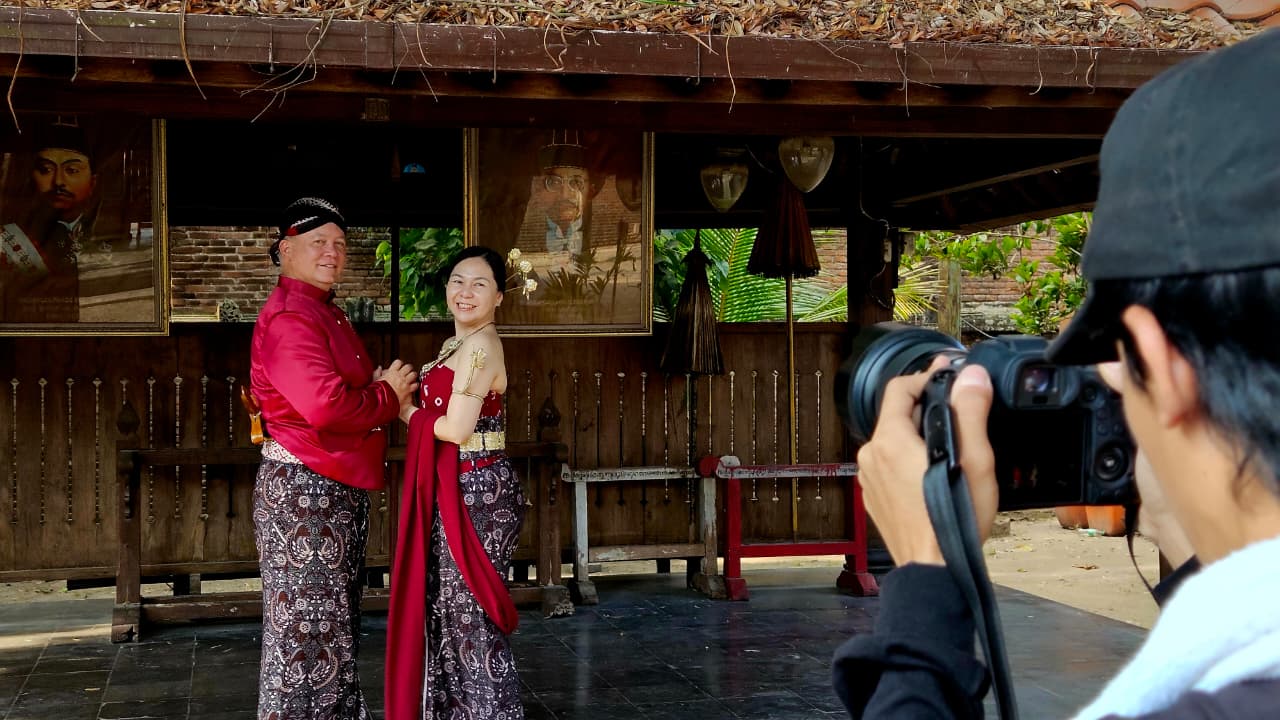Royal Love Journey in Java
